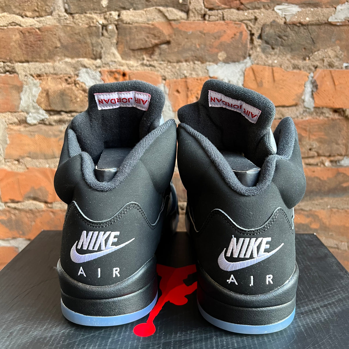 Jordan 5 hot sale all black